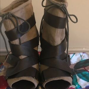 Dollhouse Scarlet open toe bootie